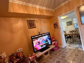 10430 NW 28th Court, Miami FL 33147