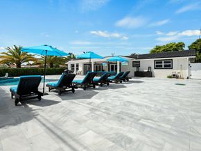 4730 Taylor St, Hollywood FL 33021