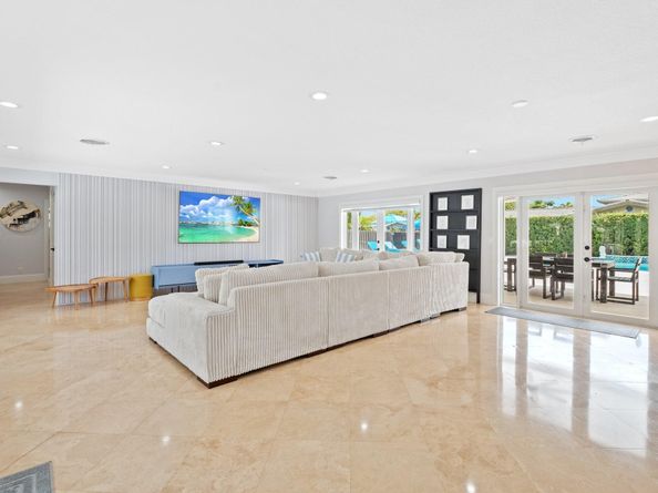 4730 Taylor St, Hollywood FL 33021