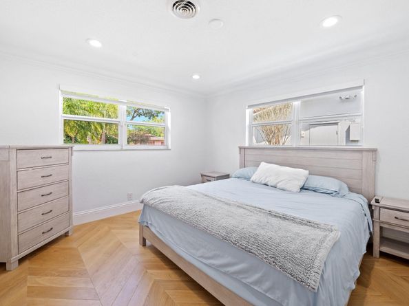 4730 Taylor St, Hollywood FL 33021