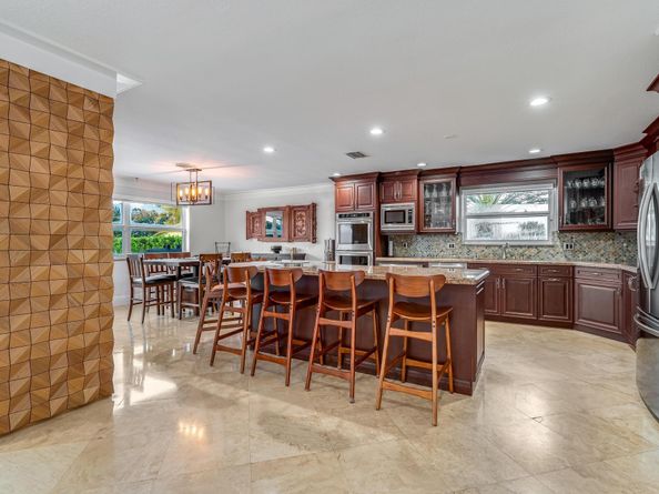 4730 Taylor St, Hollywood FL 33021