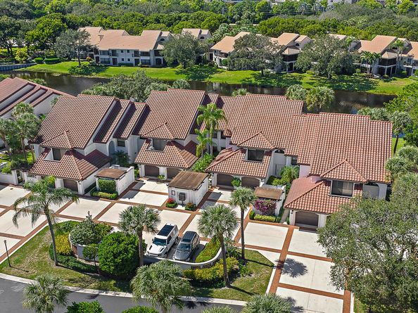 16647 Traders Crossing N 126, Jupiter FL 33477