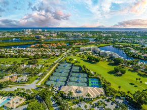 16647 Traders Crossing N 126, Jupiter FL 33477