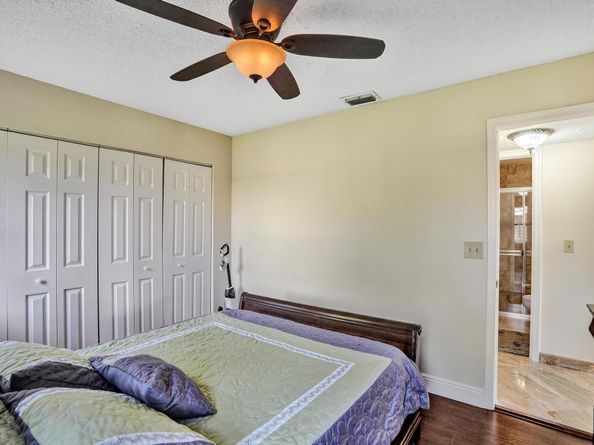 6222 NW 54th Dr, Coral Springs FL 33067