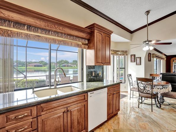 6222 NW 54th Dr, Coral Springs FL 33067