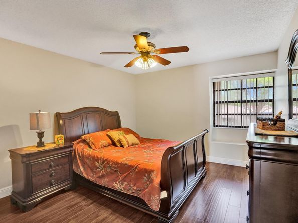 6222 NW 54th Dr, Coral Springs FL 33067