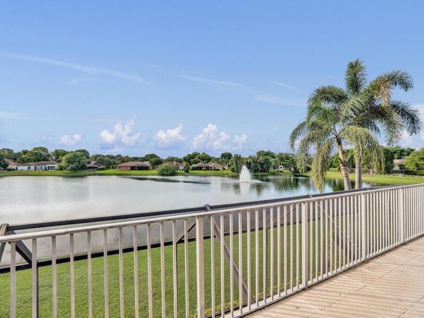 6222 NW 54th Dr, Coral Springs FL 33067