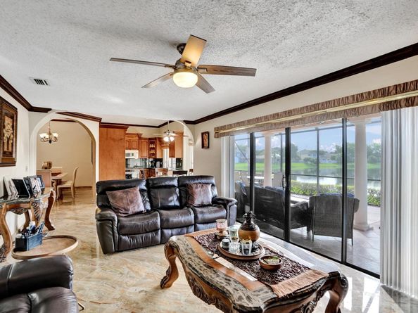 6222 NW 54th Dr, Coral Springs FL 33067