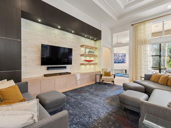 108 Via Paradisio, Palm Beach Gardens FL 33418