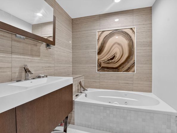 7535 La Paz Boulevard 105, Boca Raton FL 33433