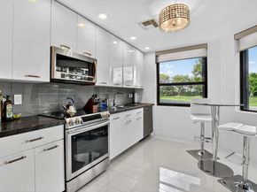 7535 La Paz Boulevard 105, Boca Raton FL 33433