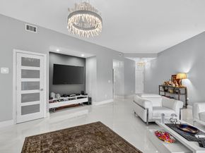 7535 La Paz Boulevard 105, Boca Raton FL 33433