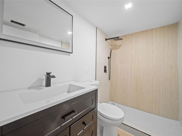 7201 NW 67th St, Tamarac FL 33321