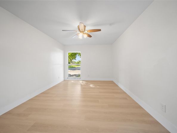 7201 NW 67th St, Tamarac FL 33321