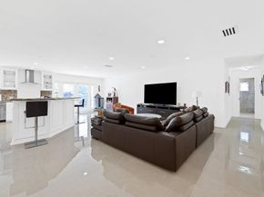 420 SE 13th Ave, Pompano Beach FL 33060