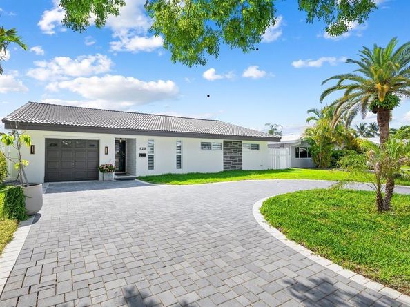 420 SE 13th Ave, Pompano Beach FL 33060