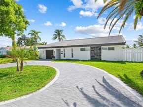 420 SE 13th Ave, Pompano Beach FL 33060