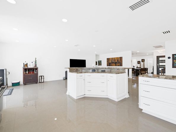 420 SE 13th Ave, Pompano Beach FL 33060