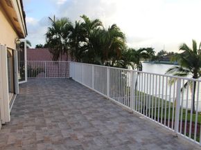 1512 SW 187th Ter, Pembroke Pines FL 33029