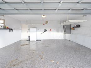 6207 Royal Poinciana Ln, Tamarac FL 33319