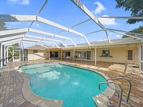6207 Royal Poinciana Ln, Tamarac FL 33319