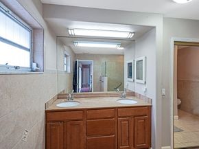 6207 Royal Poinciana Ln, Tamarac FL 33319