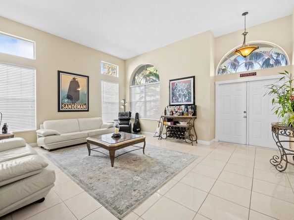 10658 Saint Thomas Drive, Boca Raton FL 33498