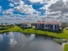 601 S Seas Drive 204, Jupiter FL 33477