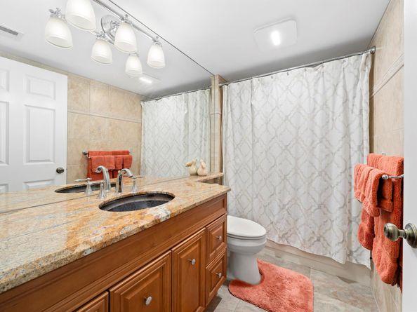 601 S Seas Drive 204, Jupiter FL 33477