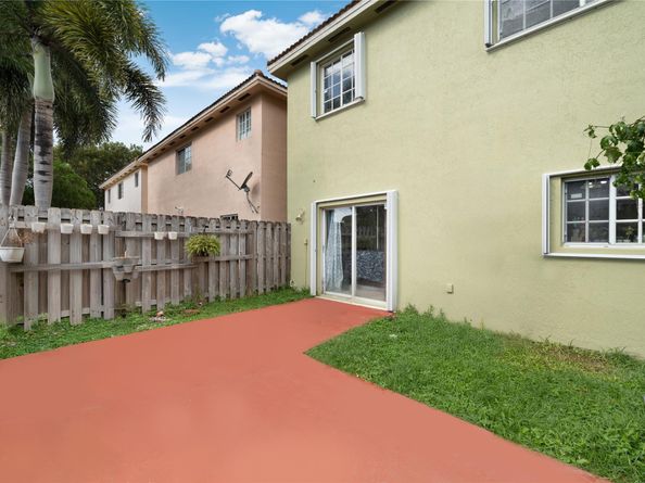 13518 SW 142nd Ter, Miami FL 33186