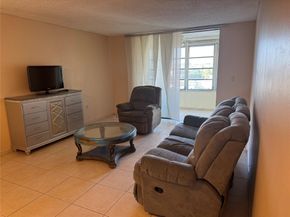 2860 Somerset Drive 317K, Fort Lauderdale FL 33311