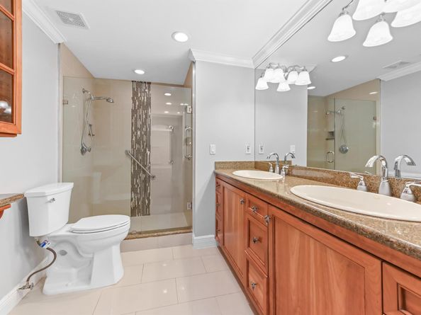 4330 SW 7th Street, Plantation FL 33317