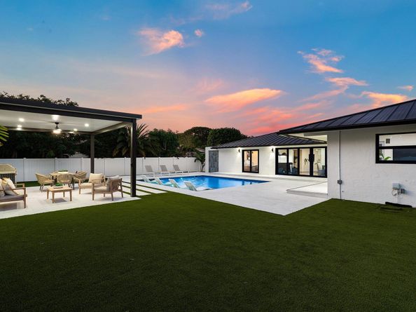 1120 SW 16th Street, Boca Raton FL 33486