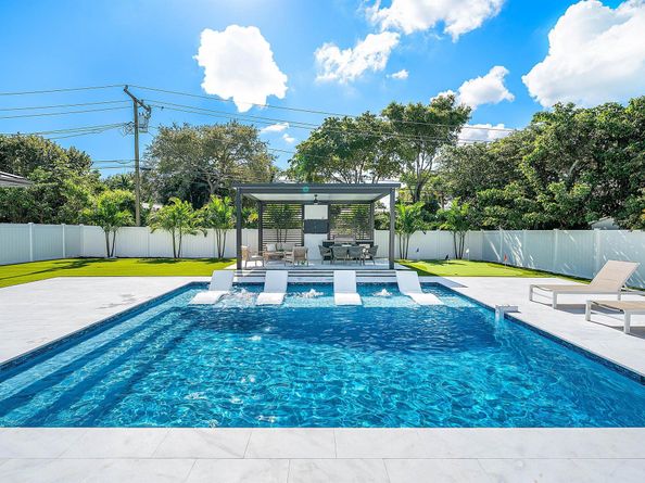 1120 SW 16th Street, Boca Raton FL 33486