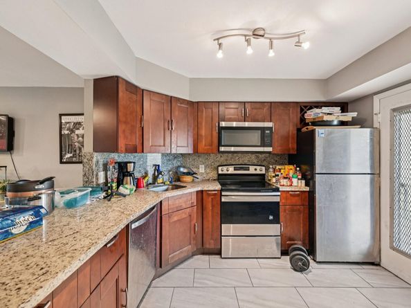 6301 N Falls Circle Dr 111, Lauderhill FL 33319