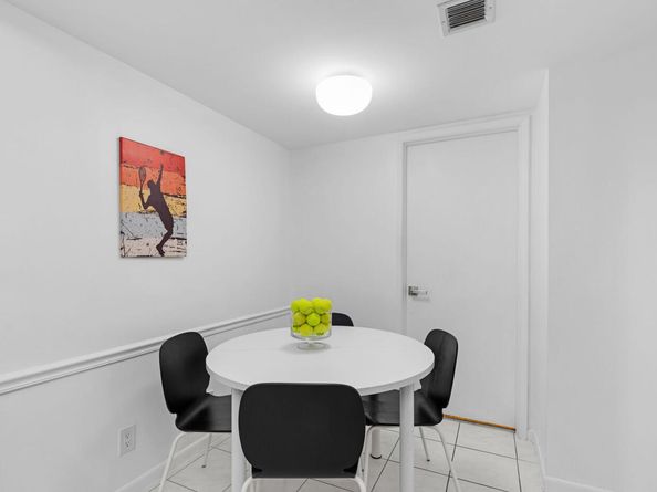 500 Egret Circle 8109, Delray Beach FL 33444