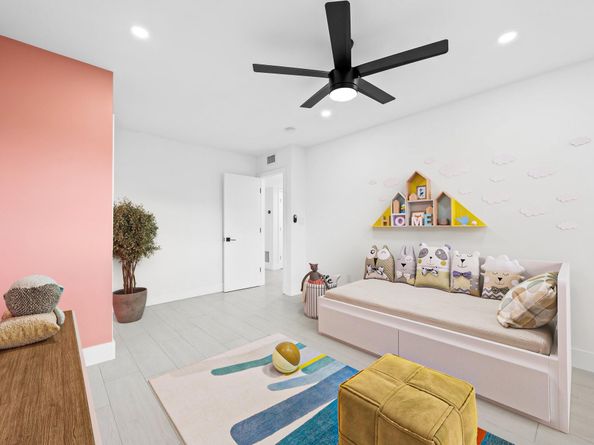 877 NE 195th St 422, Miami FL 33179