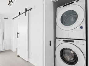 877 NE 195th St 422, Miami FL 33179