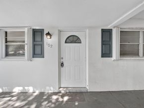 100 Leisure Lake Circle 102, Boynton Beach FL 33426