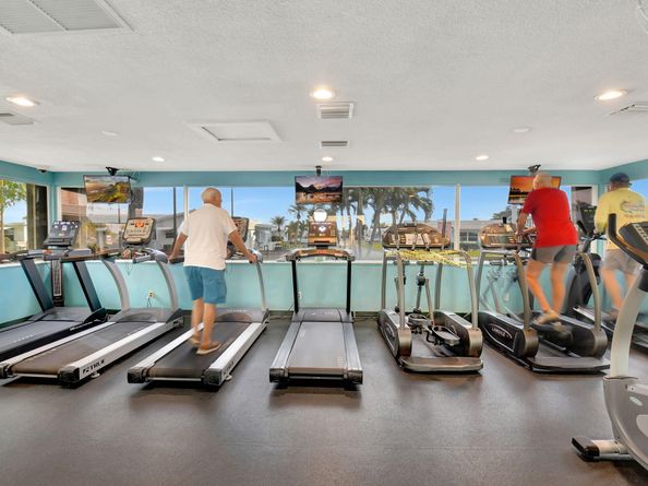 100 Leisure Lake Circle 102, Boynton Beach FL 33426