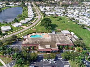 100 Leisure Lake Circle 102, Boynton Beach FL 33426