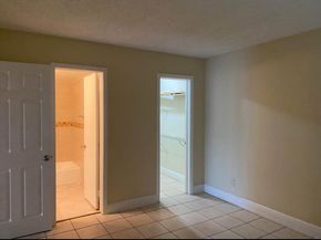 8701 SW 141st St G5, Miami FL 33176