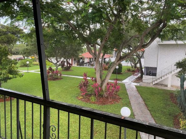 8701 SW 141st St G5, Miami FL 33176