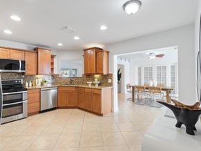 370 SE 3rd Ct, Pompano Beach FL 33060