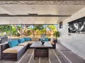 8871 NW 3rd St, Pembroke Pines FL 33024