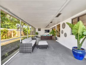 8871 NW 3rd St, Pembroke Pines FL 33024