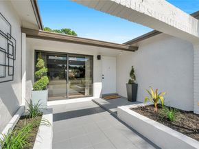 8871 NW 3rd St, Pembroke Pines FL 33024