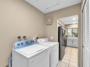 8871 NW 3rd St, Pembroke Pines FL 33024