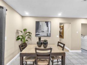 8871 NW 3rd St, Pembroke Pines FL 33024