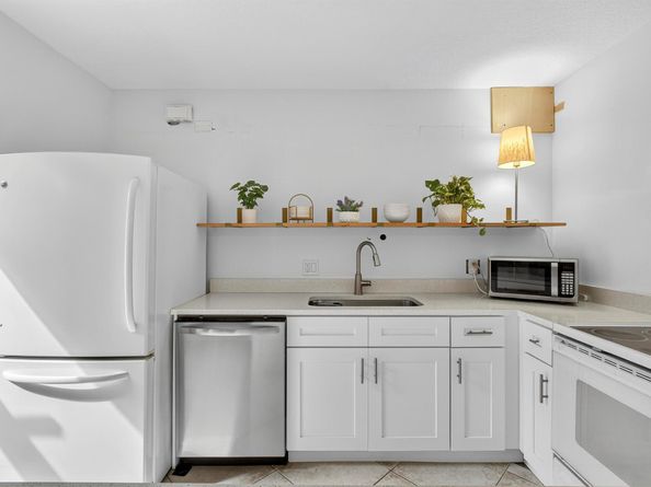 608 6th Terrace, Palm Beach Gardens FL 33418